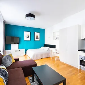 bohme-apartments-charles-square.praguehotelsweb.com/