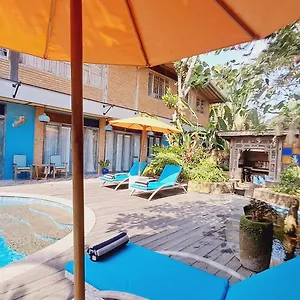 Ayu Dira Heritage House Villa