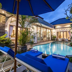 ambermoon-villa-2-seminyak-bali.hotelsseminyak.net/